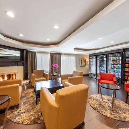 Best Western Plus West Covina Inn מראה חיצוני תמונה