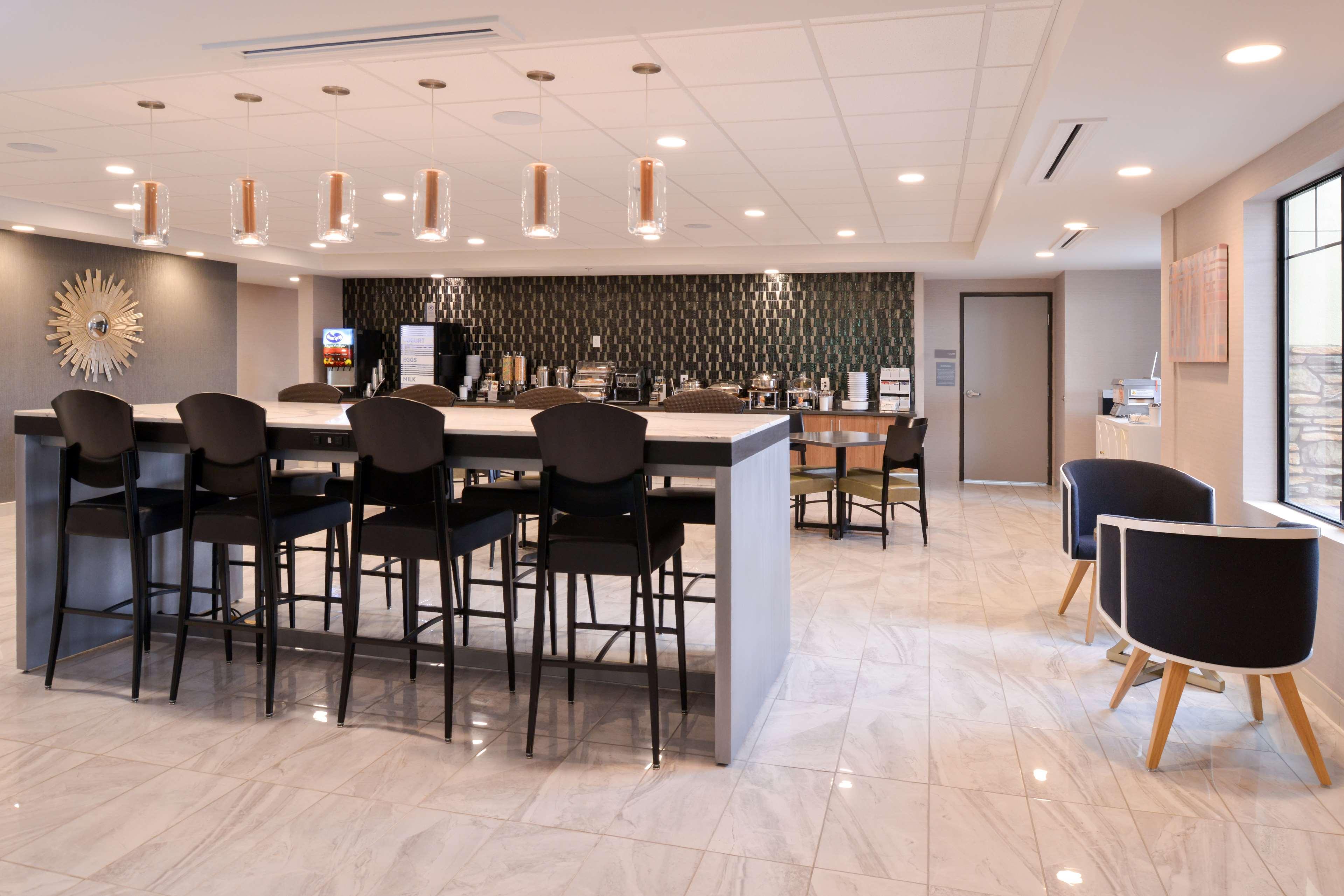 Best Western Plus West Covina Inn מראה חיצוני תמונה
