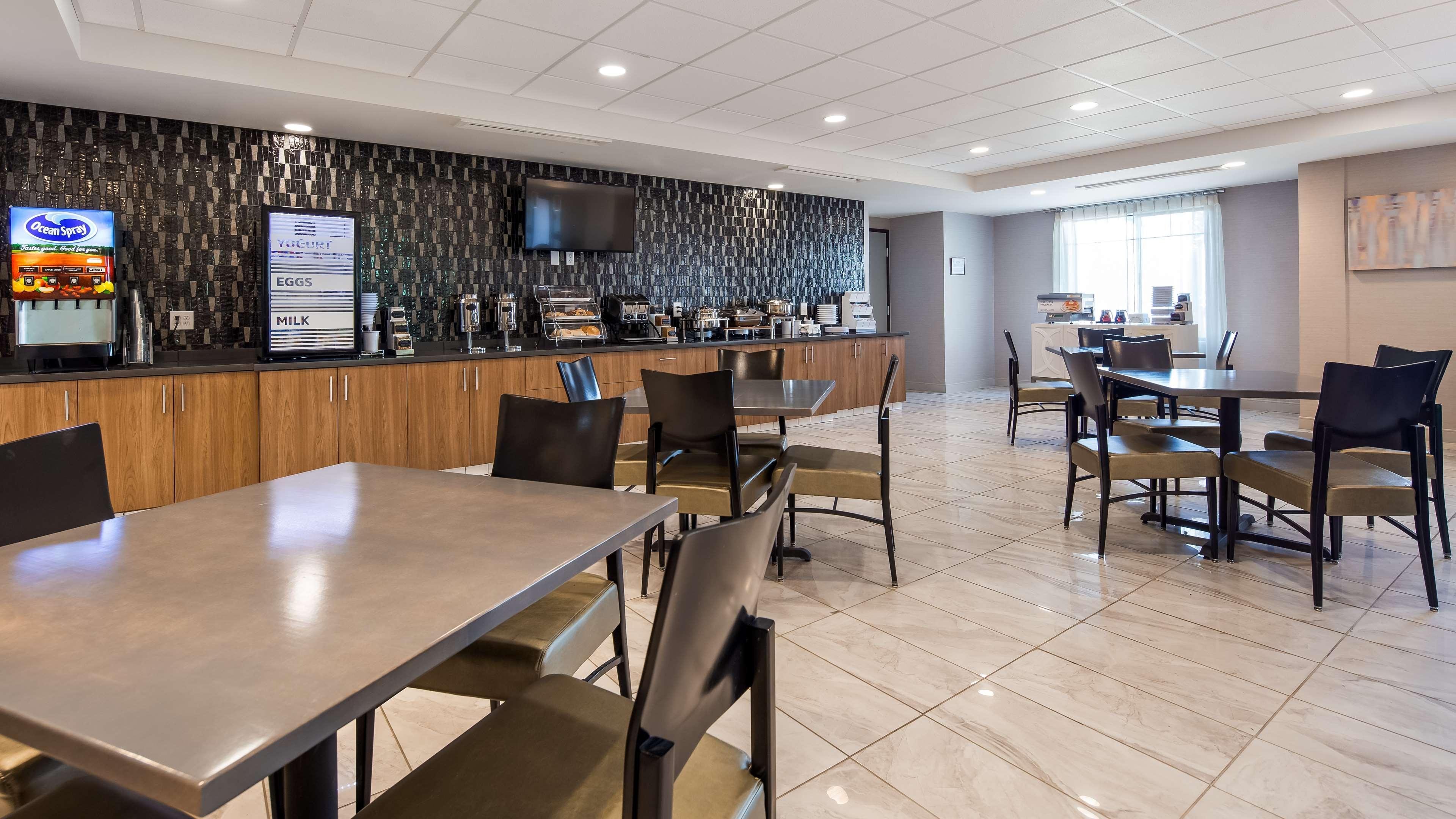 Best Western Plus West Covina Inn מראה חיצוני תמונה