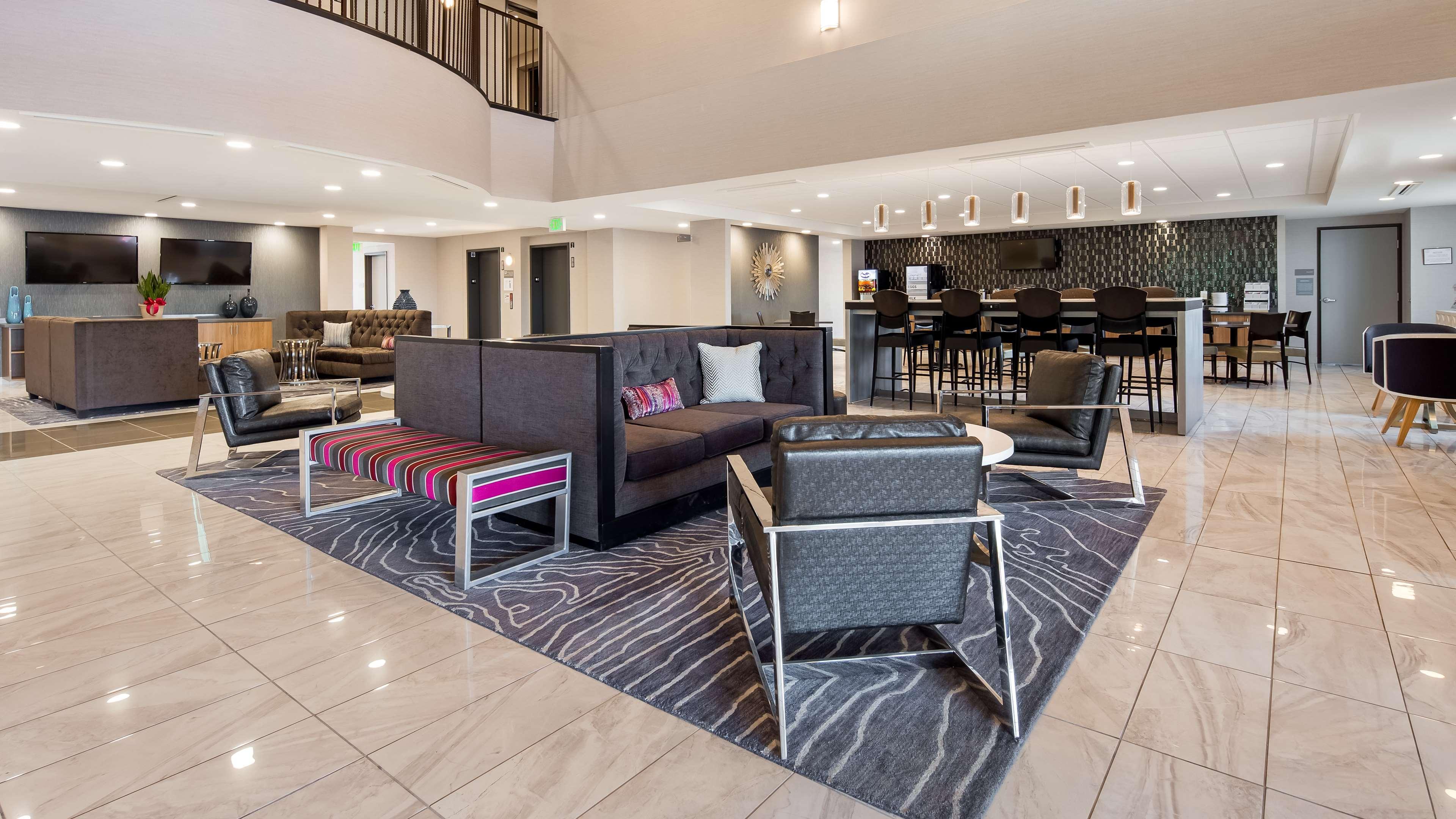 Best Western Plus West Covina Inn מראה חיצוני תמונה